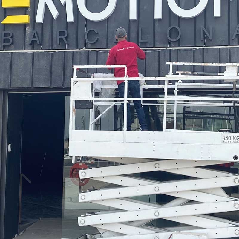 instalacion-letras-corporeas-con-luz