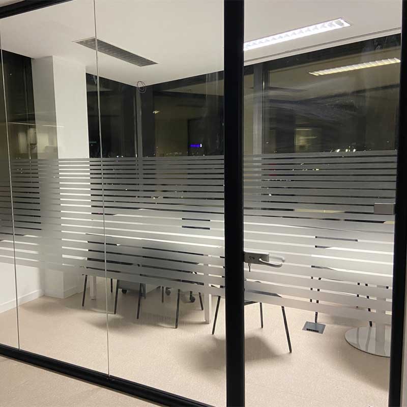 vinilo ácido translúcido para oficina